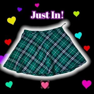 Royal Bones Green Plaid Mini skirt!